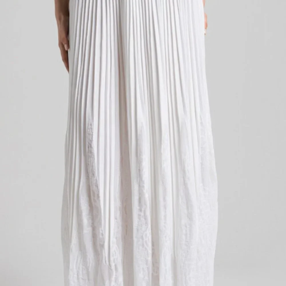 Balmain White Pleated Skirt with Lace (NWT) - Picture 2 of 5
